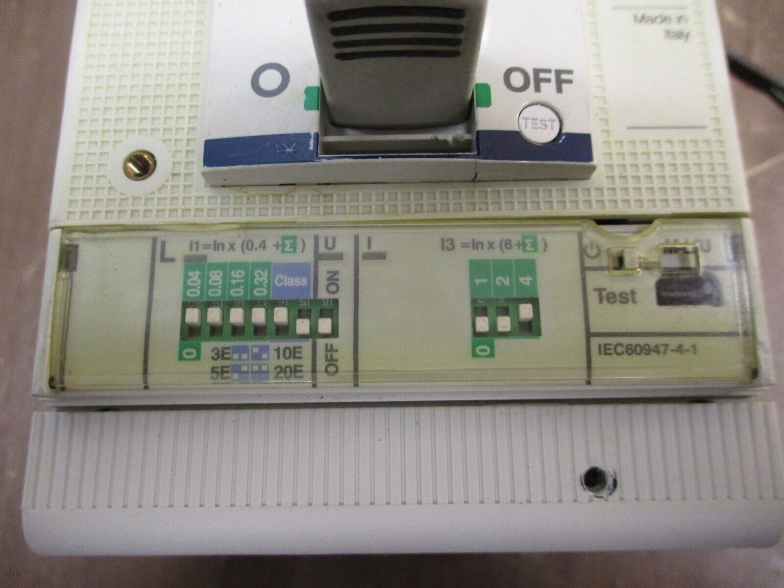 Allen-Bradley Motor Protector 140MG-H8E-D10 100A 600V 50/60Hz Used