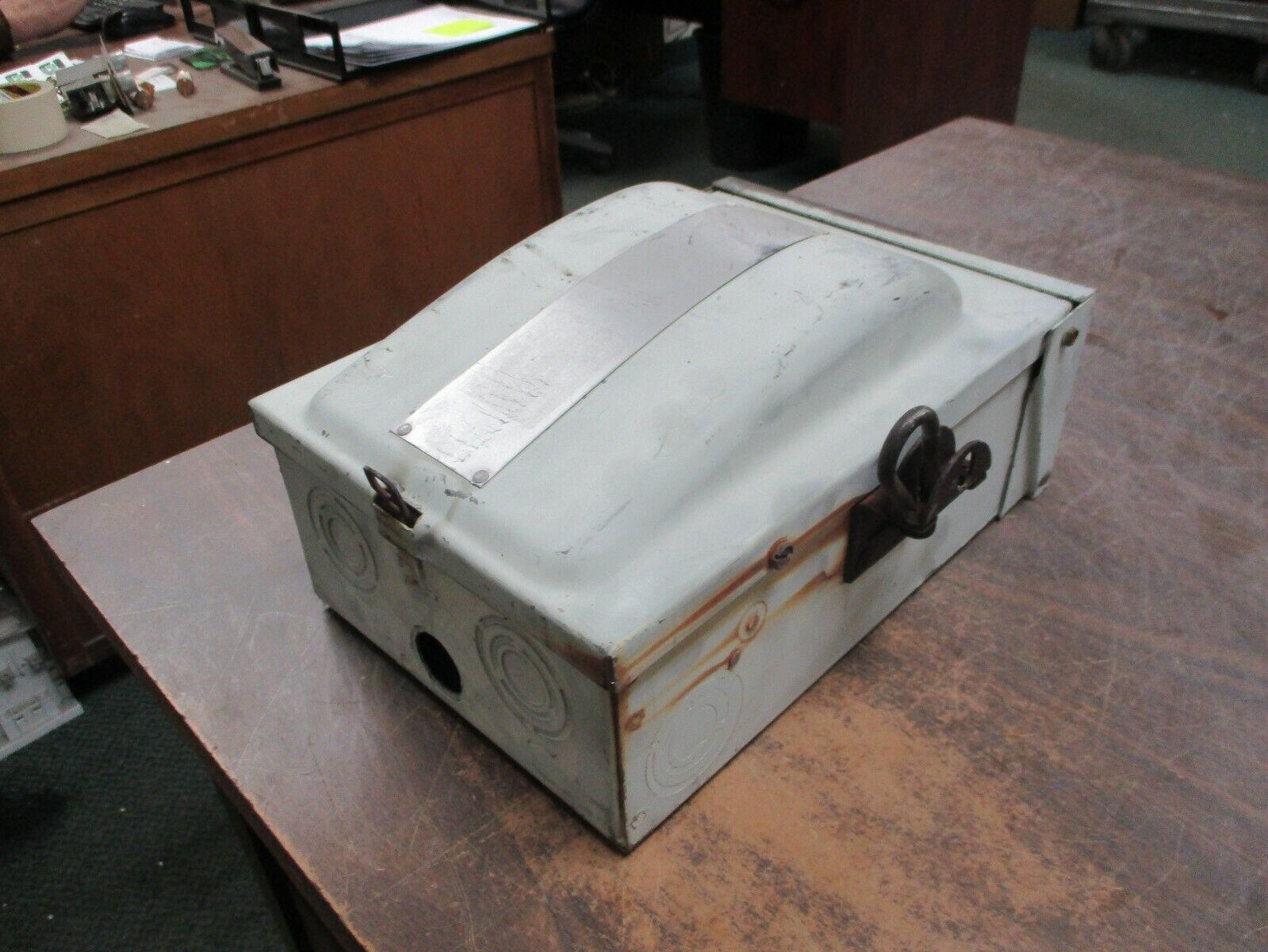 ITE Non-Fusible 3R Safety Switch / Disconnect NFR352 60A 600V Used