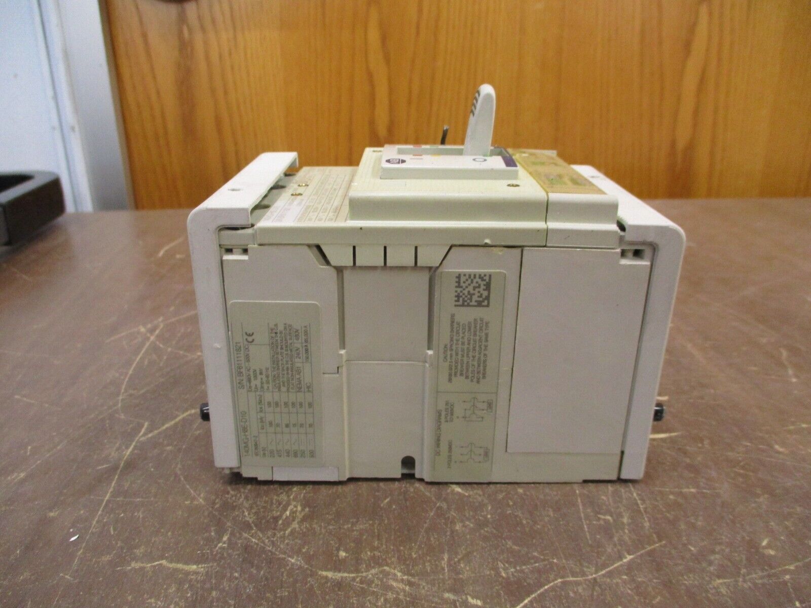 Allen-Bradley Motor Protector 140MG-H8E-D10 100A 600V 50/60Hz Used