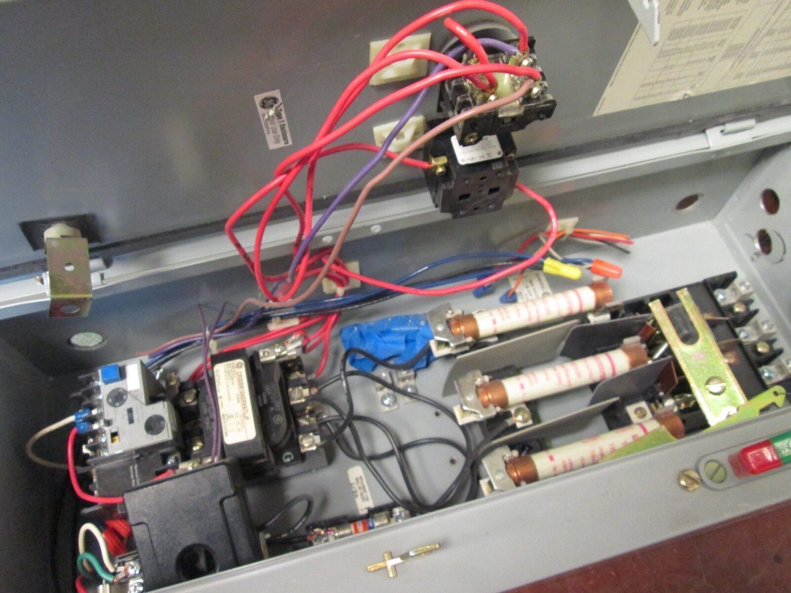 GE Fusible Combination CR308B1042RXATLJF Size 0 600V 18A 115-120V Coil Used