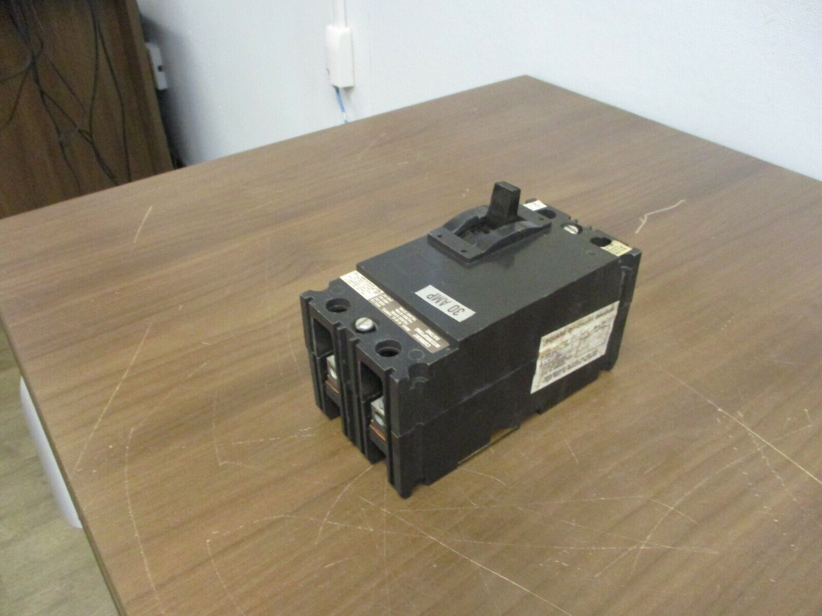 Square D Circuit Breaker FAL 26030 30A 600V 2P Used