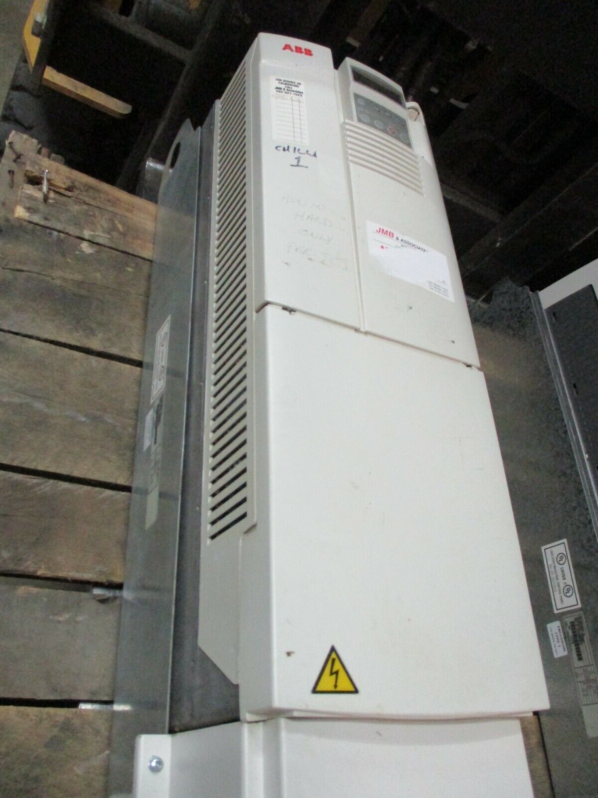 ABB ACH401 AC Drive w/ Disconnect ACH401603032+A0B000S0 40HP 380-480V Used