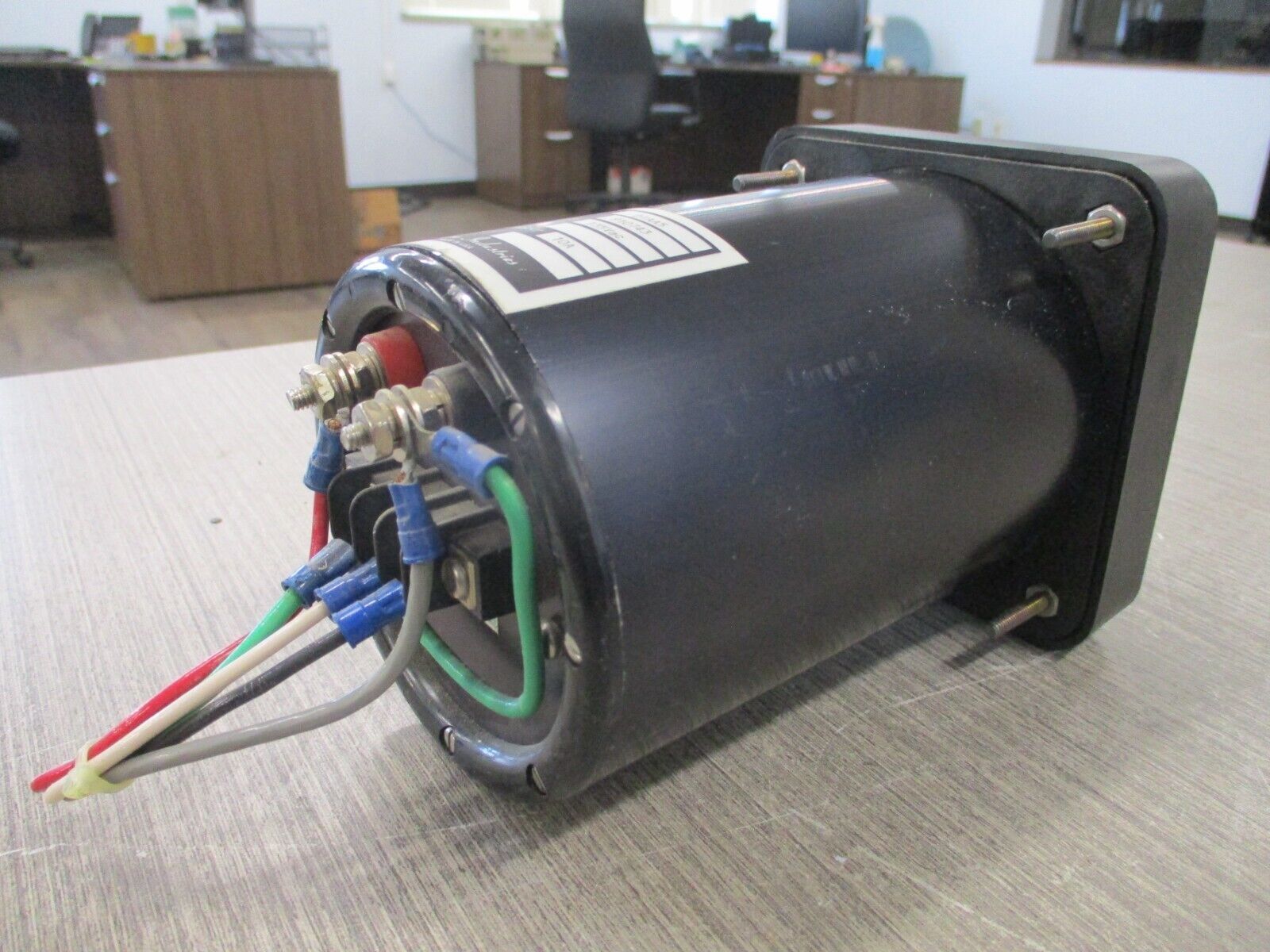 Electro Industries Panel Meter DTAA5 135VAC Used