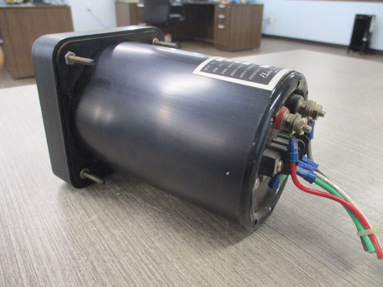 Electro Industries Panel Meter DTAA5 135VAC Used