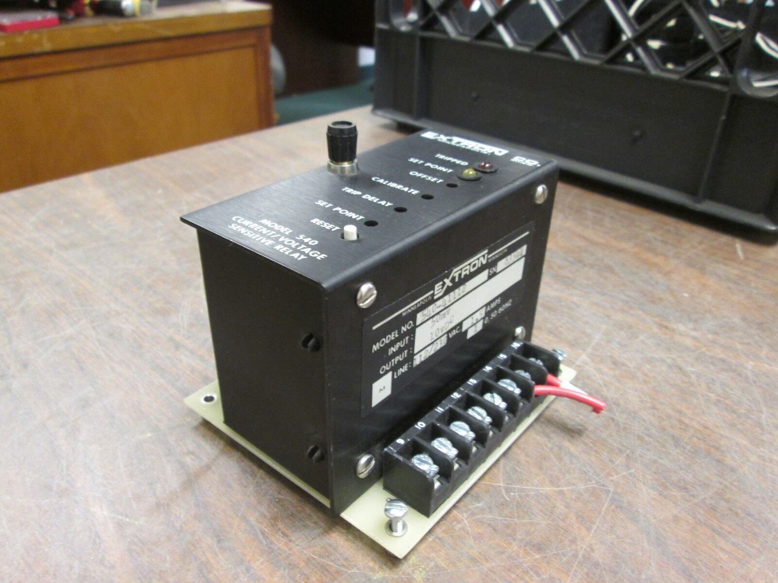 Extron Model 540 Current / Voltage Sensitive Relay 540-41112 Used