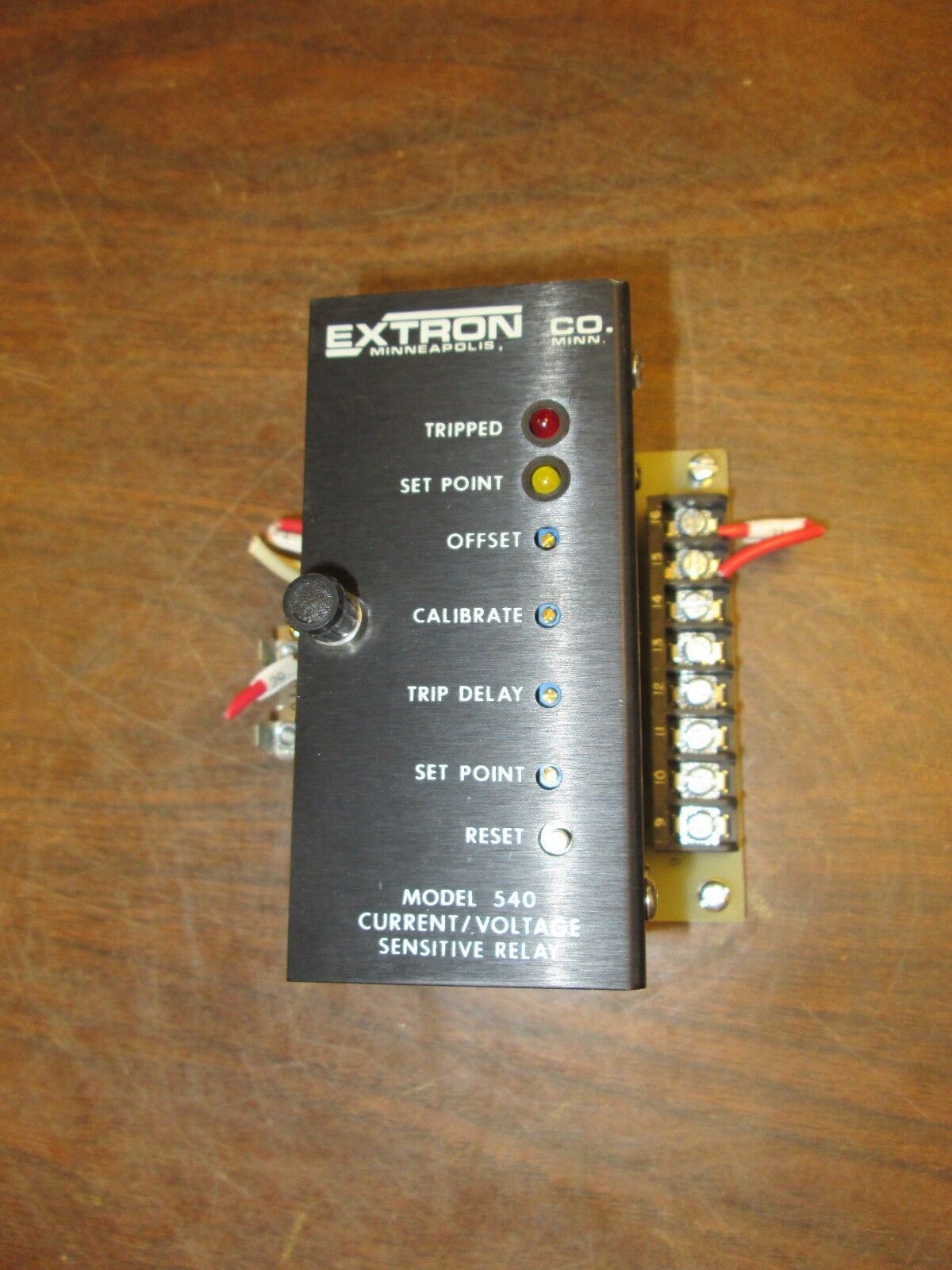 Extron Model 540 Current / Voltage Sensitive Relay 540-41112 Used