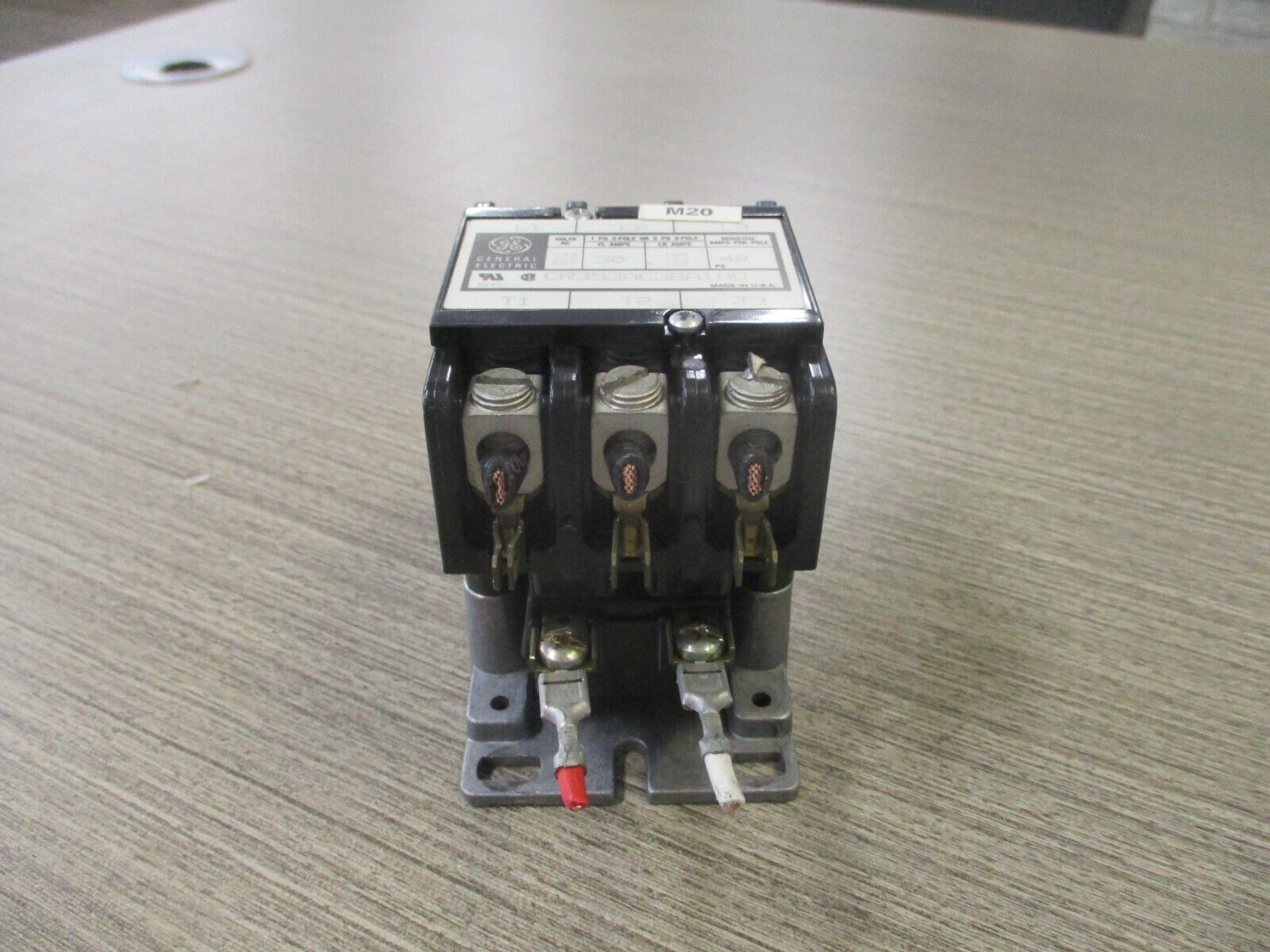 GE Contactor CR353AC3BA1AD 120 V Coil 30A 600V Used