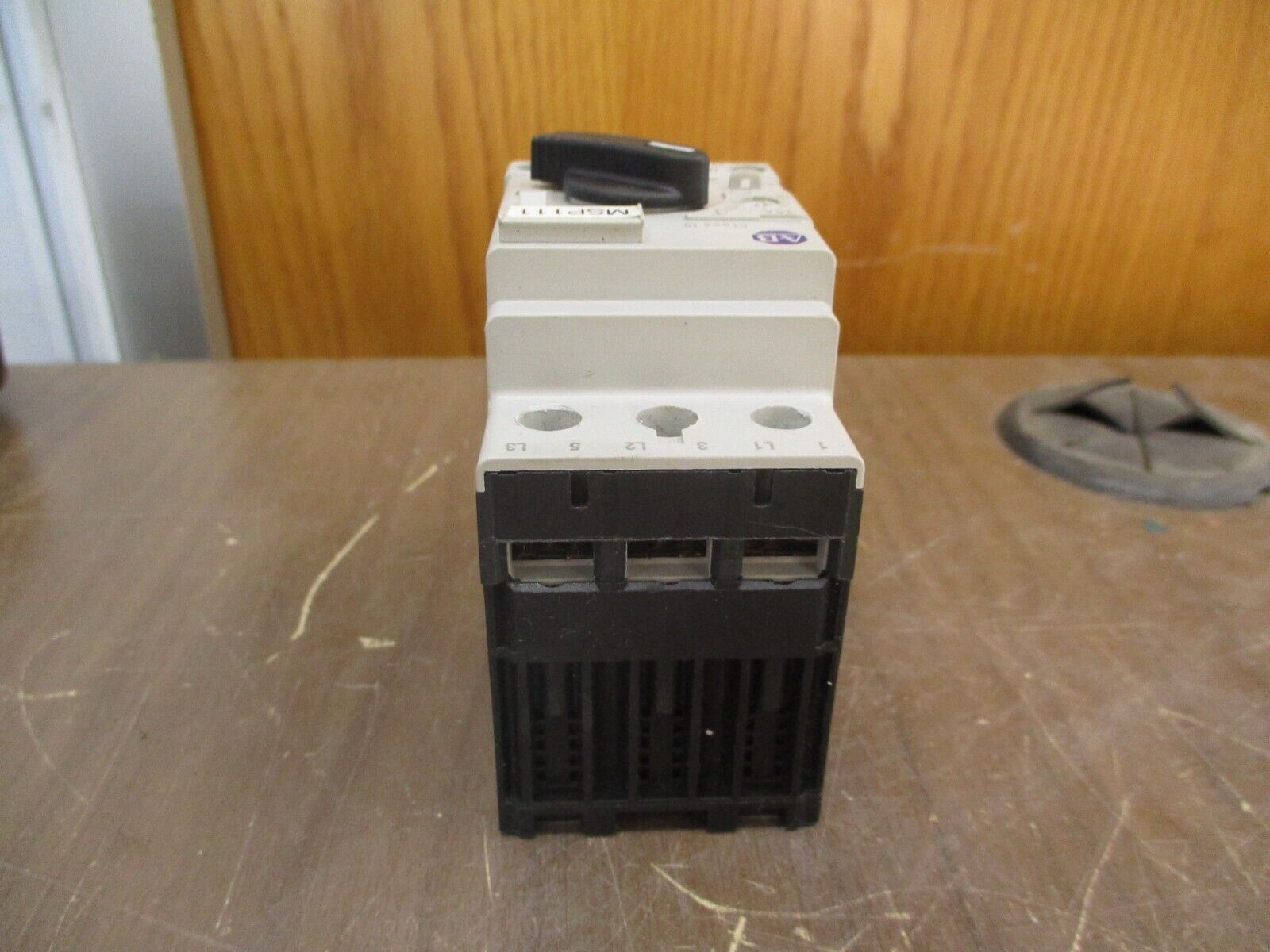 Allen-Bradley Manual Motor Protector 140M-D8E-C25 Ser. C Trip: 18-25A Used