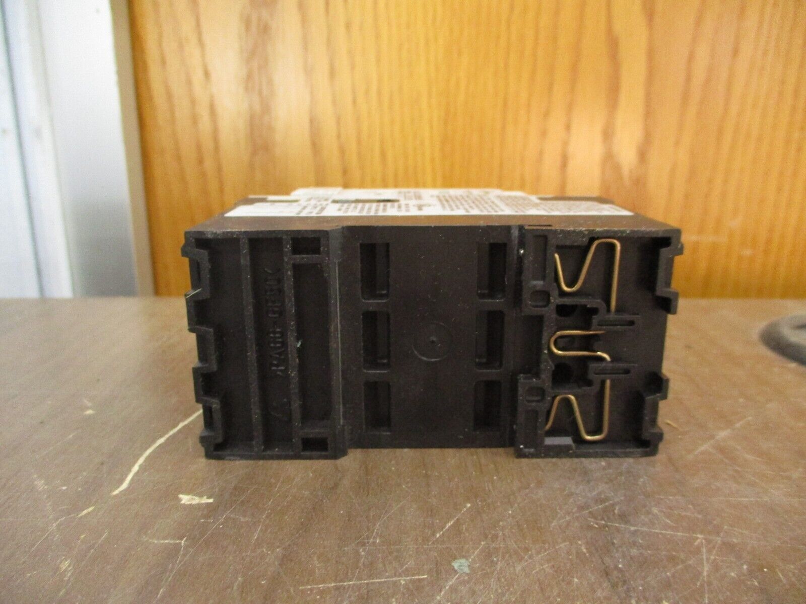 Allen-Bradley Manual Motor Protector 140M-D8E-C25 Ser. C Trip: 18-25A Used