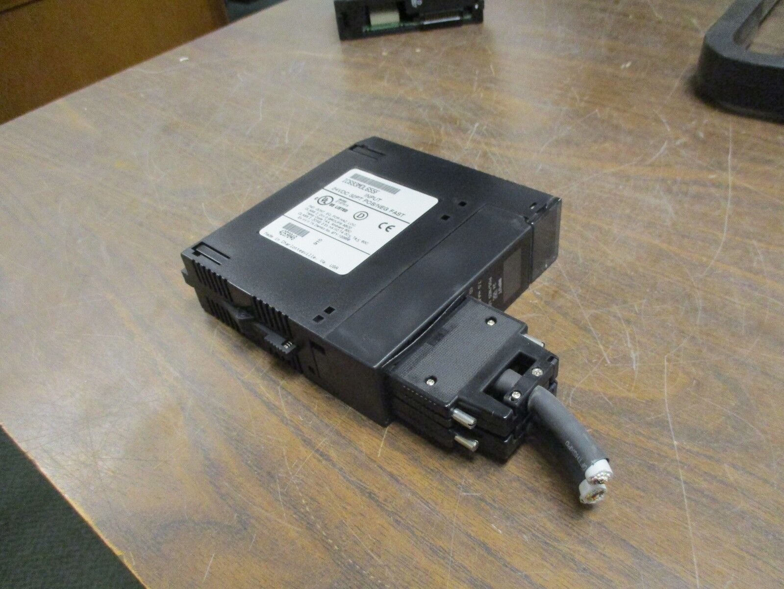 GE Fanuc Pos/Neg Fast Input Module IC693MEDL655F 24VDC 32PT 7.0mA/PT Used