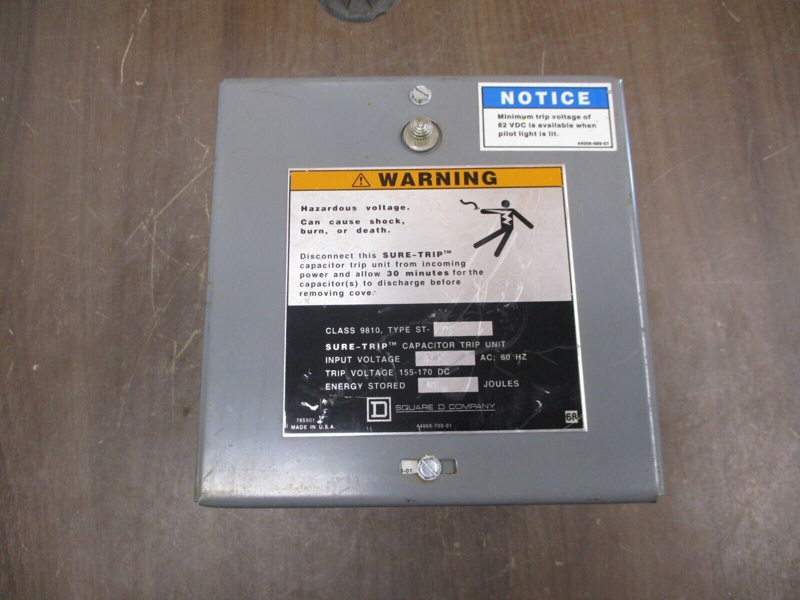 Square D Sure-Trip Capacitor Trip Unit ST-540 Input:120VAC 60Hz Trip:155-170VDC