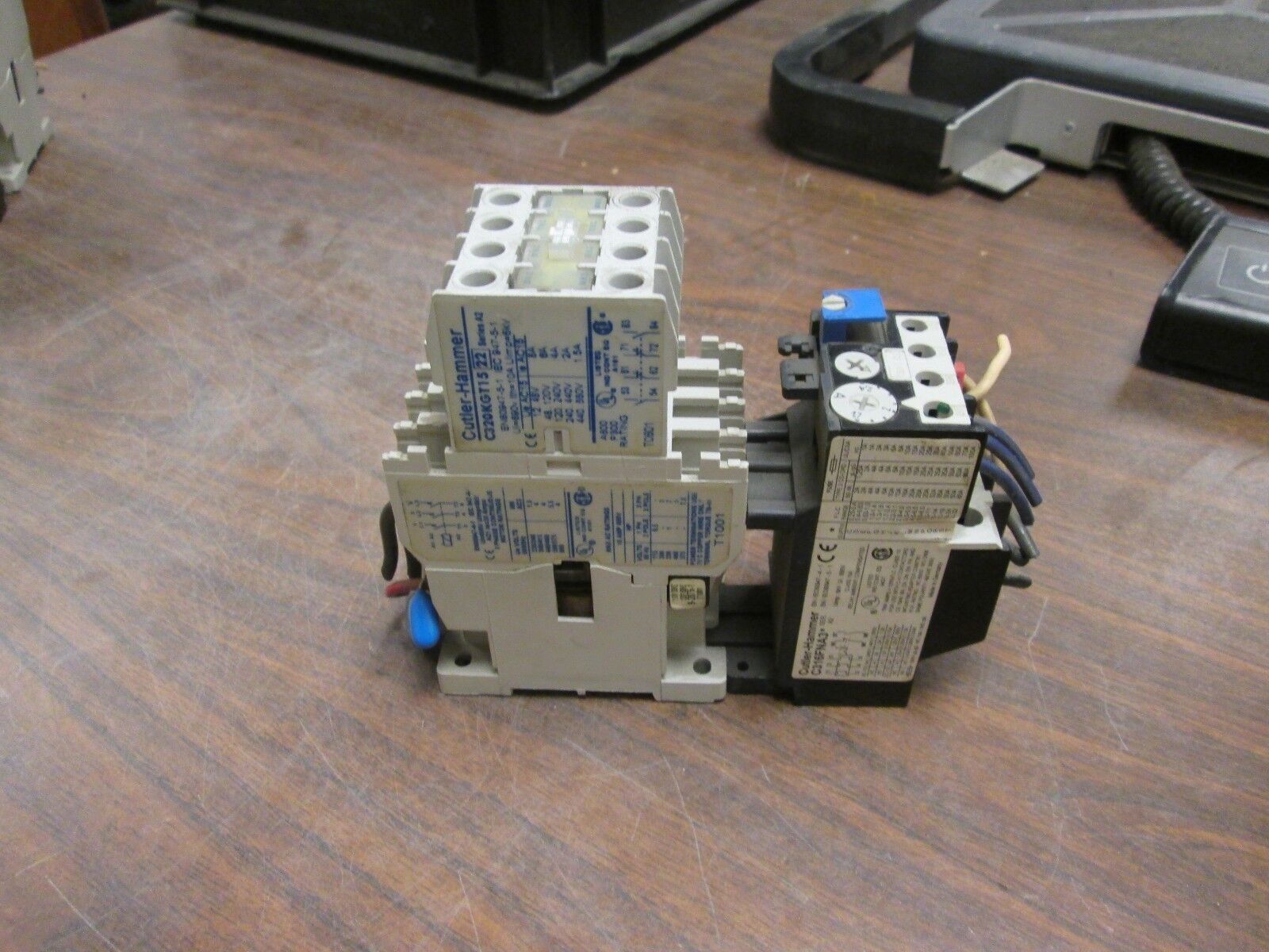 Cutler-Hammer Starter CEISBN3/C316FNA3* 120V Coil Range: 1.7-2.4A Used