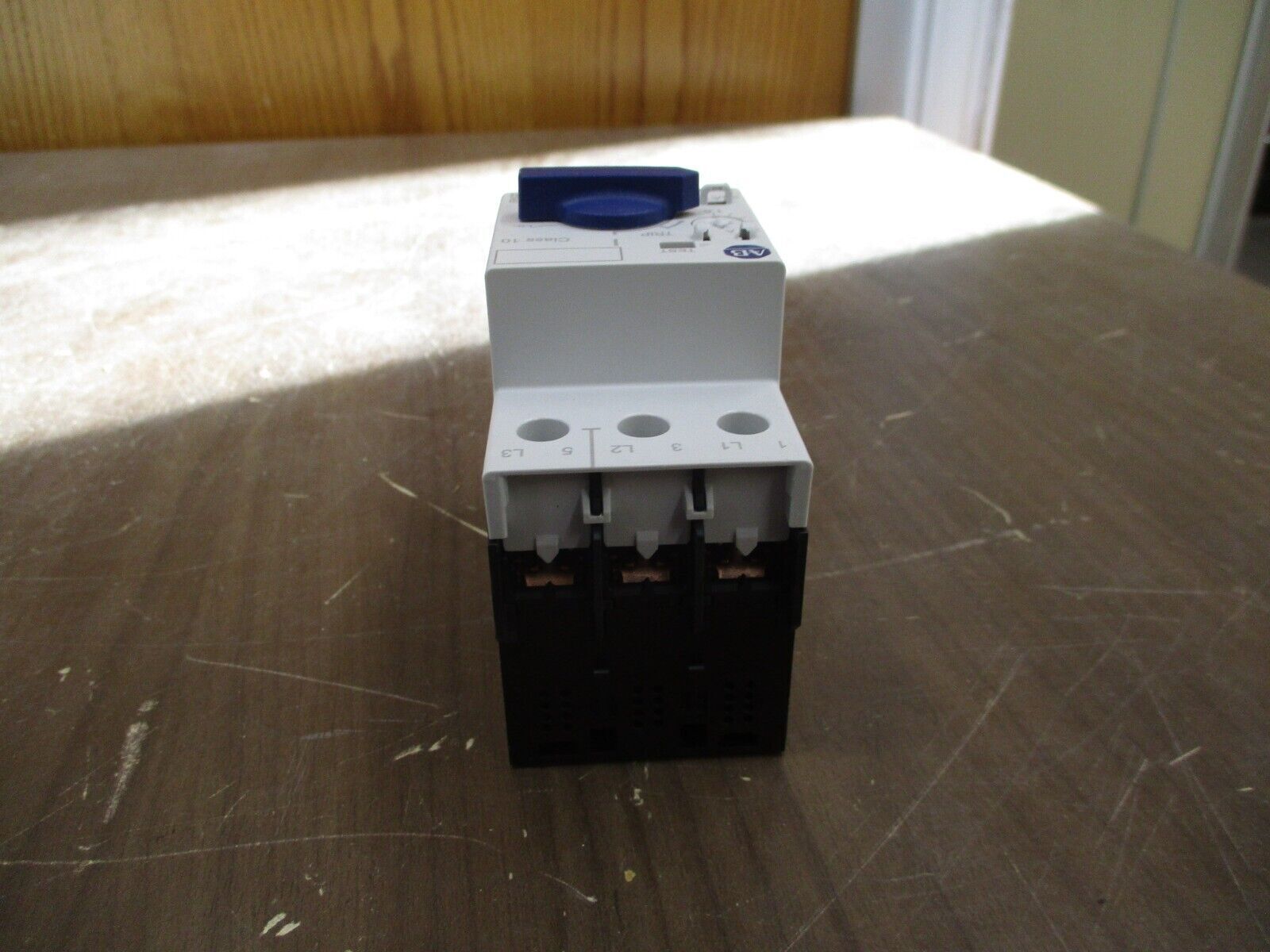 Allen-Bradley Manual Motor Protector 140MT-C3E-B25 Ser. A Trip: 1.6-2.5A