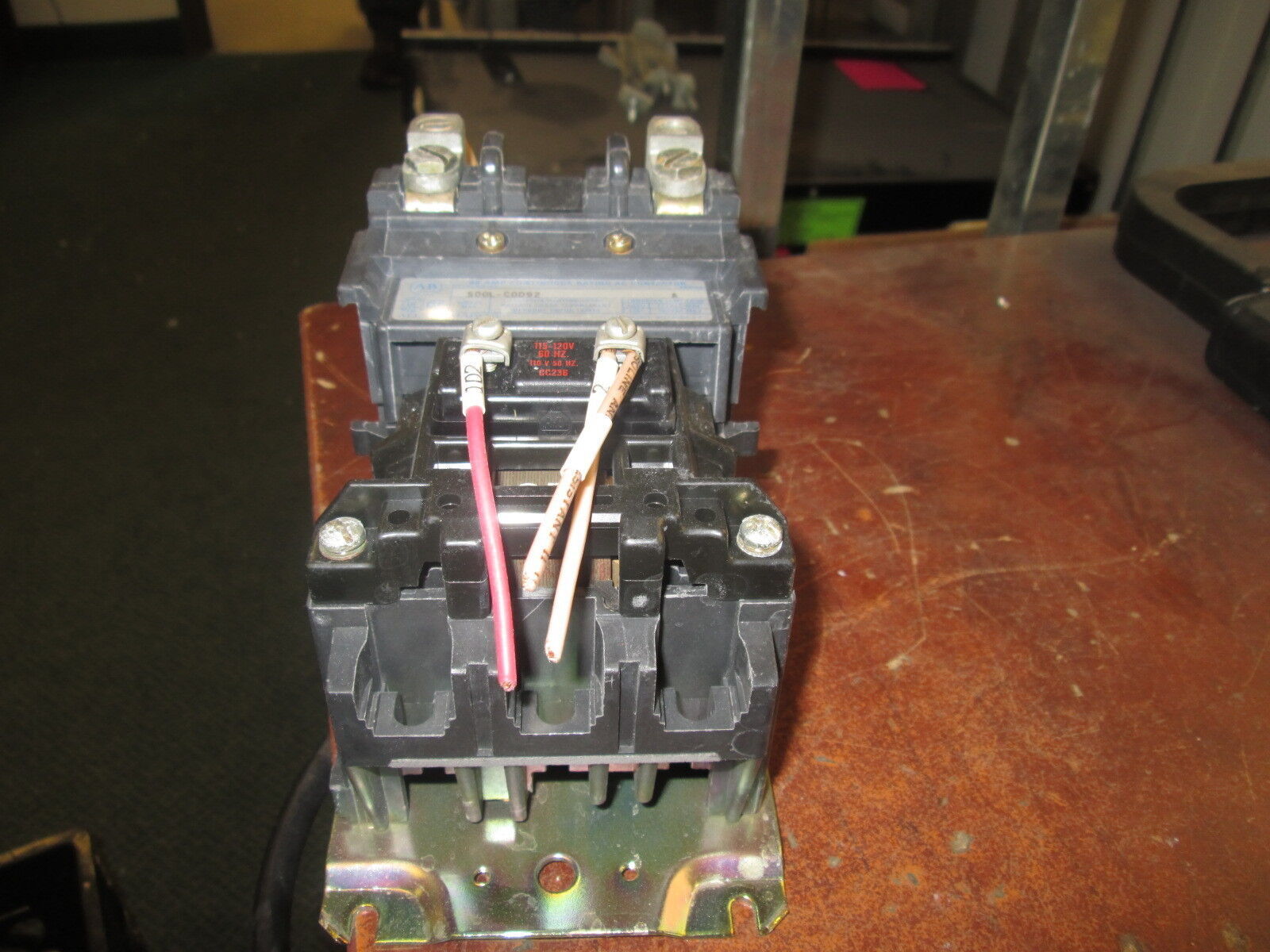 Allen-Bradley Contactor 500L-COD92 120V Coil 60A Used
