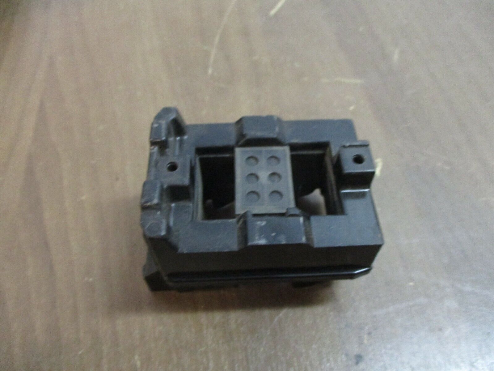 Allen-Bradley Magnetic Coil 84AB83 240V@60Hz 220V@50Hz *No Terminal Screws* Used