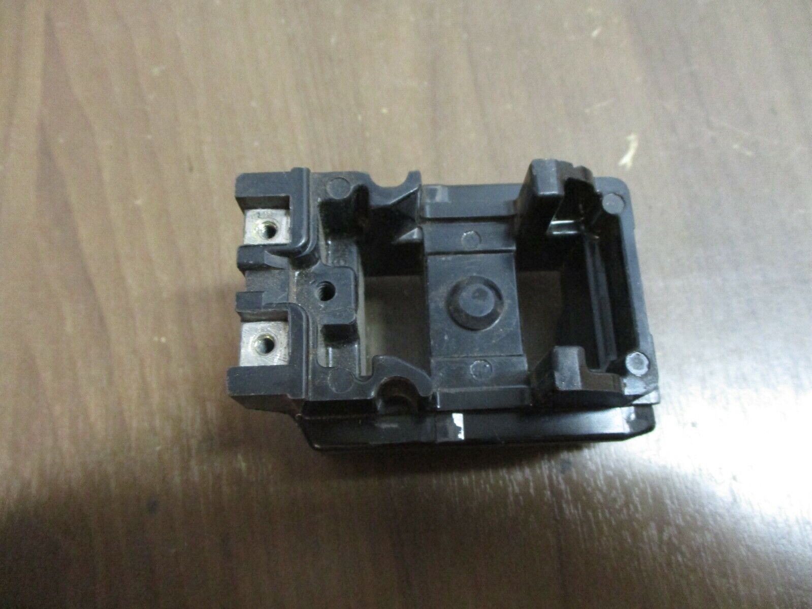 Allen-Bradley Magnetic Coil 84AB83 240V@60Hz 220V@50Hz *No Terminal Screws* Used