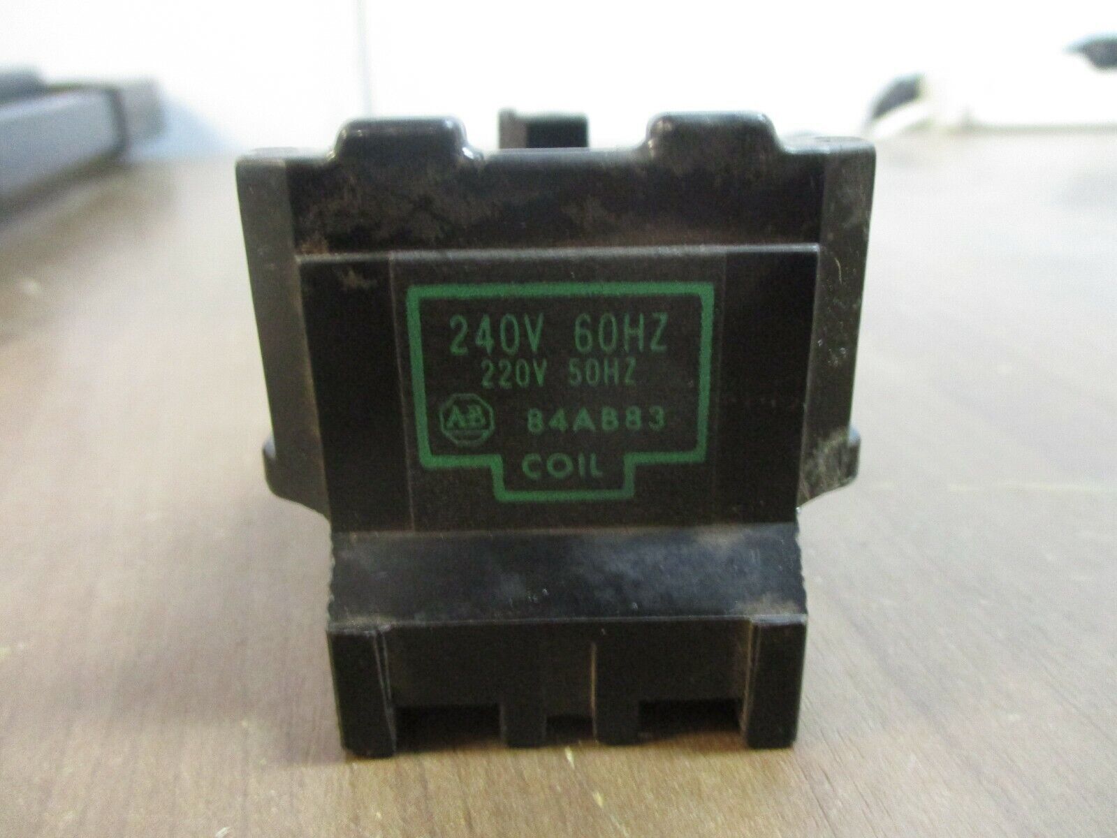 Allen-Bradley Magnetic Coil 84AB83 240V@60Hz 220V@50Hz *No Terminal Screws* Used