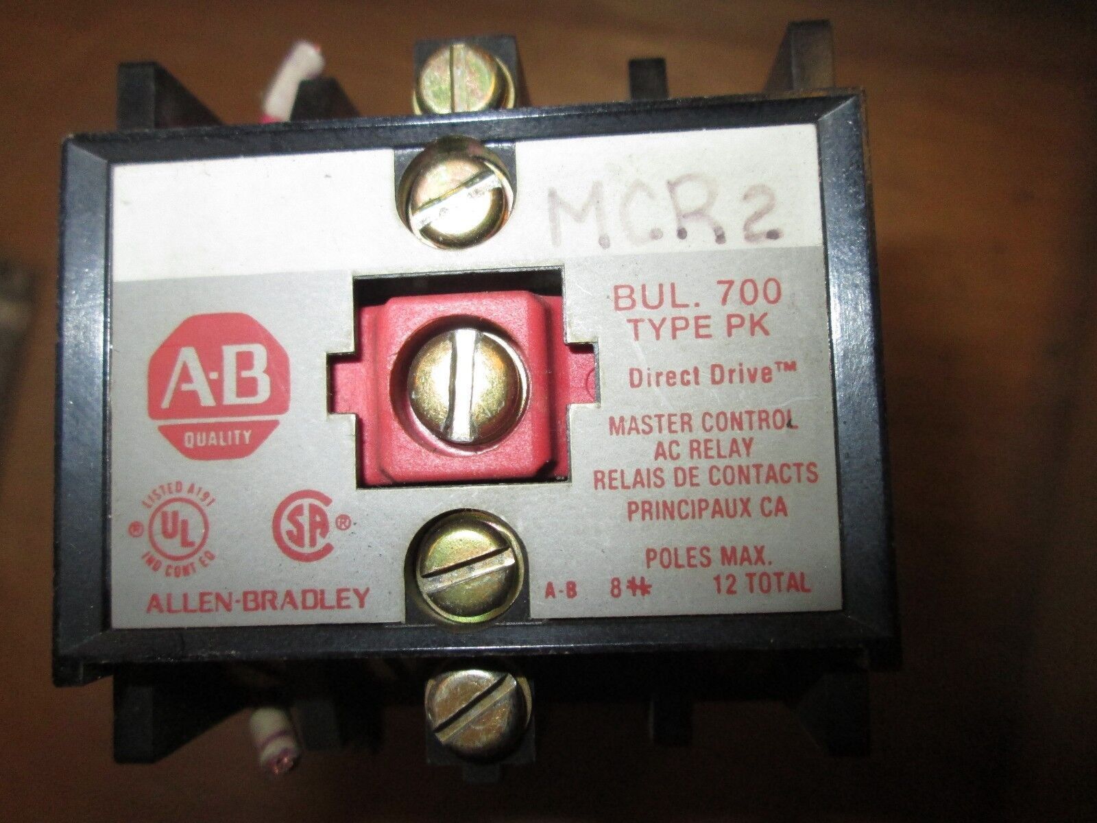 Allen-Bradley Control Relay 700-PB40 700PK400A1 120V coil Used