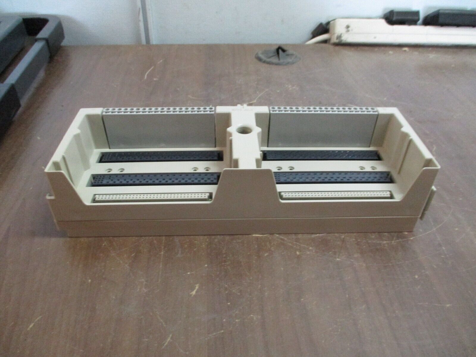 Emerson Ovation Process Control Base 1B30035H01 Rev. 05 Used