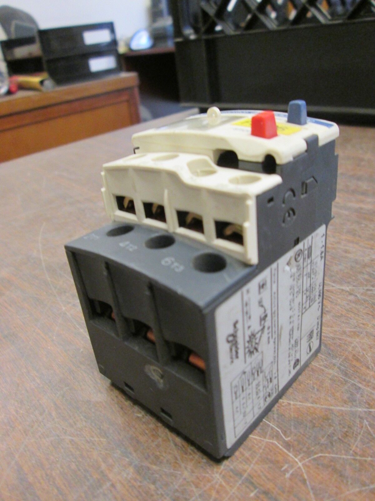 Telemecanique Solid State Overload Relay LRD 06 1-1.6A Range Used