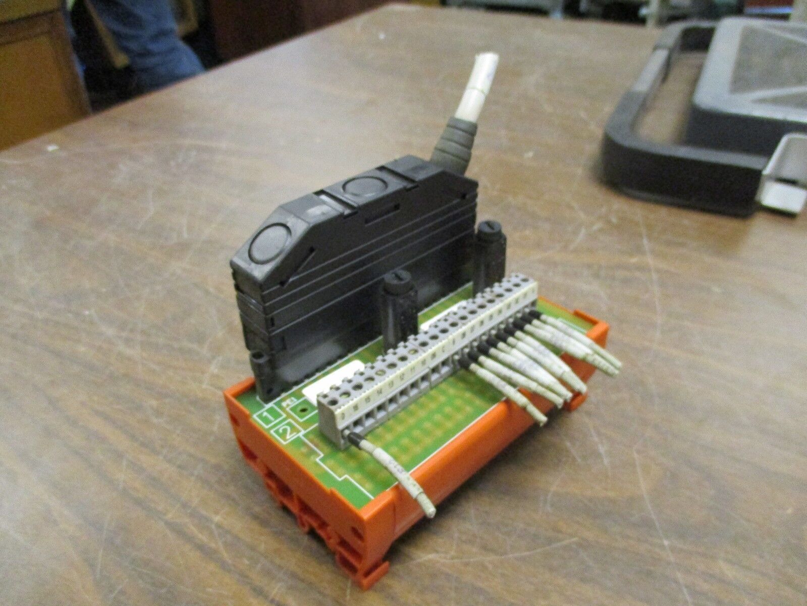 Entrelec Interface BF OM-16 20-Terminal Used