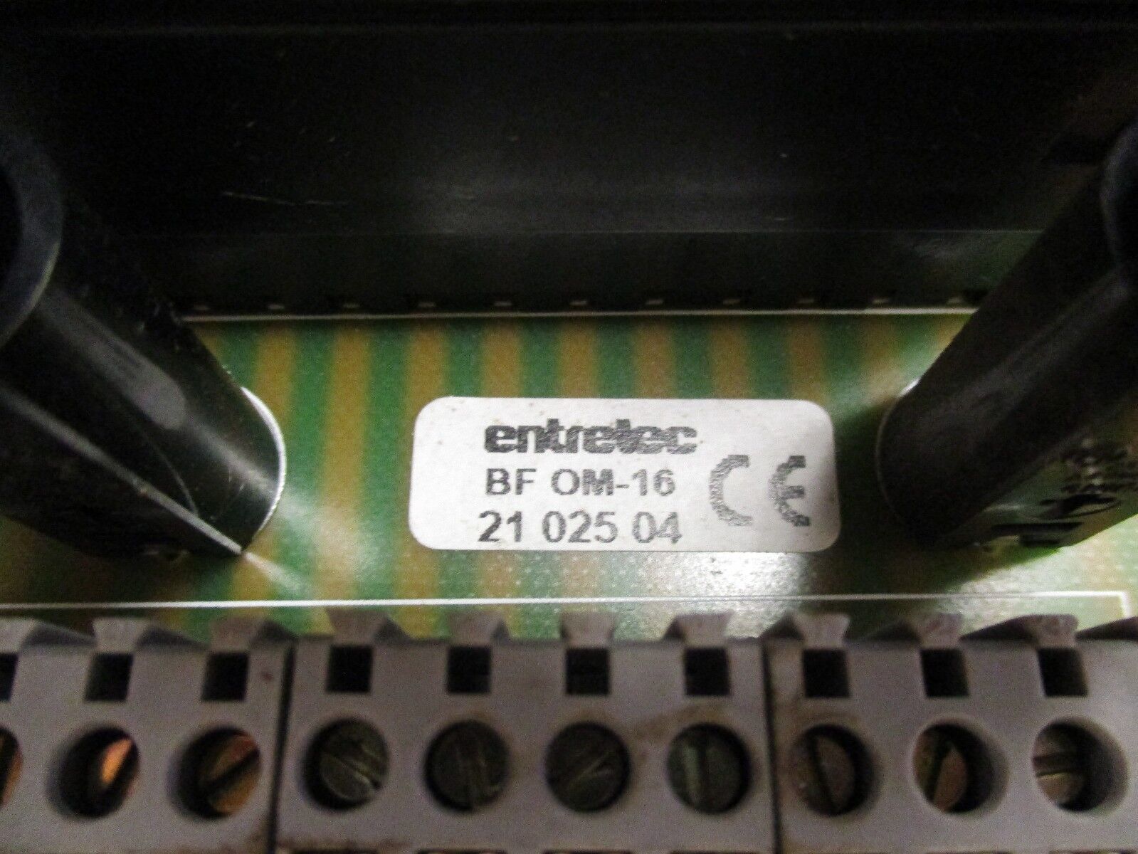 Entrelec Interface BF OM-16 20-Terminal Used