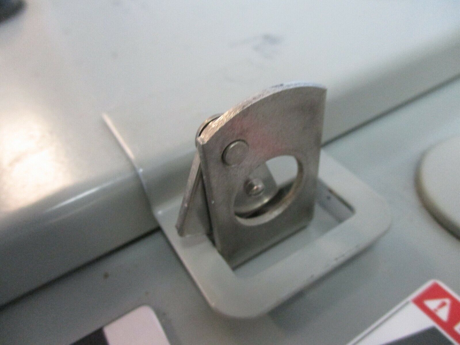 Eaton Enclosed Size 1 Starter ECN0711CHA Ser. A1 27A Type 1 Enclosure Used