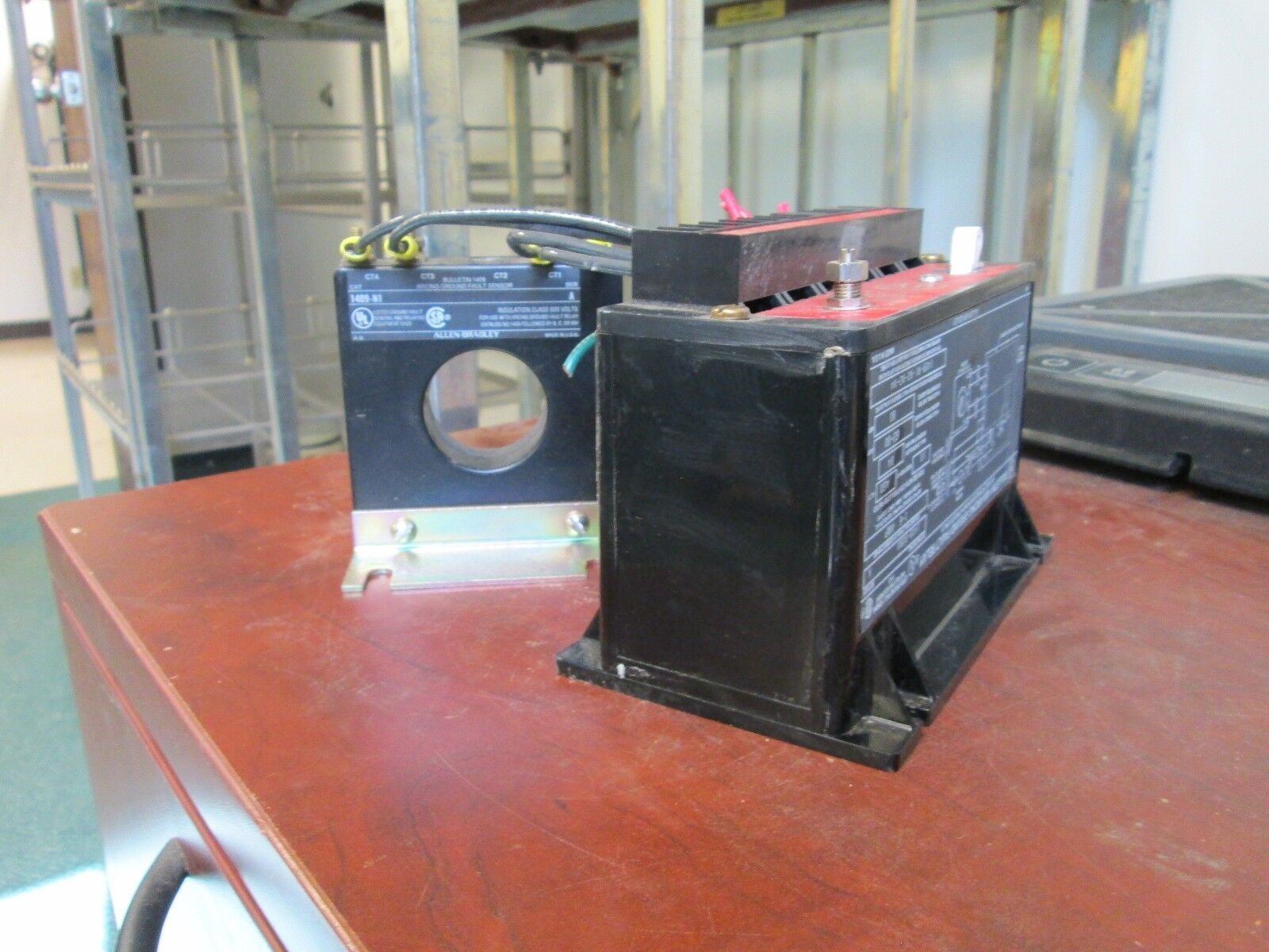 Allen-Bradley 1409 Arcing Ground Fault Relay 1409-BOBD with Ground Fault Sensor