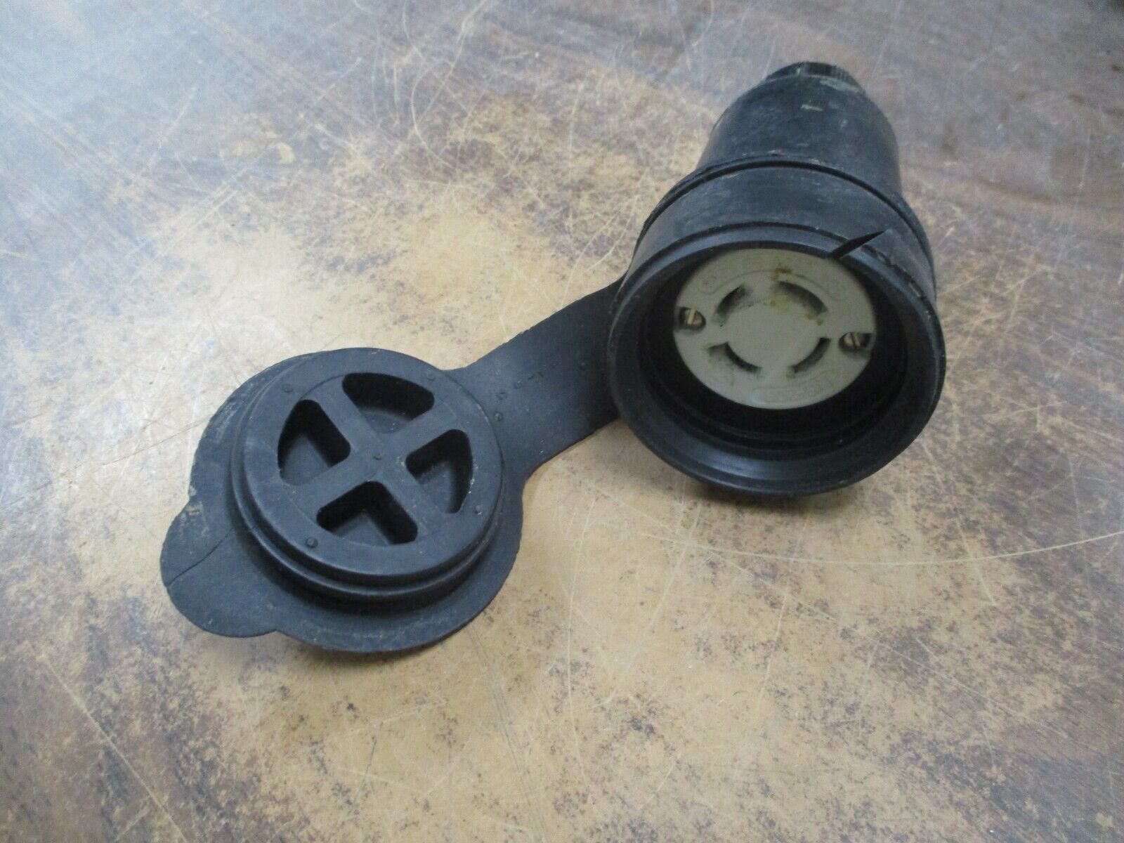 Daniel Woodhead Watertight Connector Nema L15-20R 20A 250V 3Ph *Cut on Top* Used