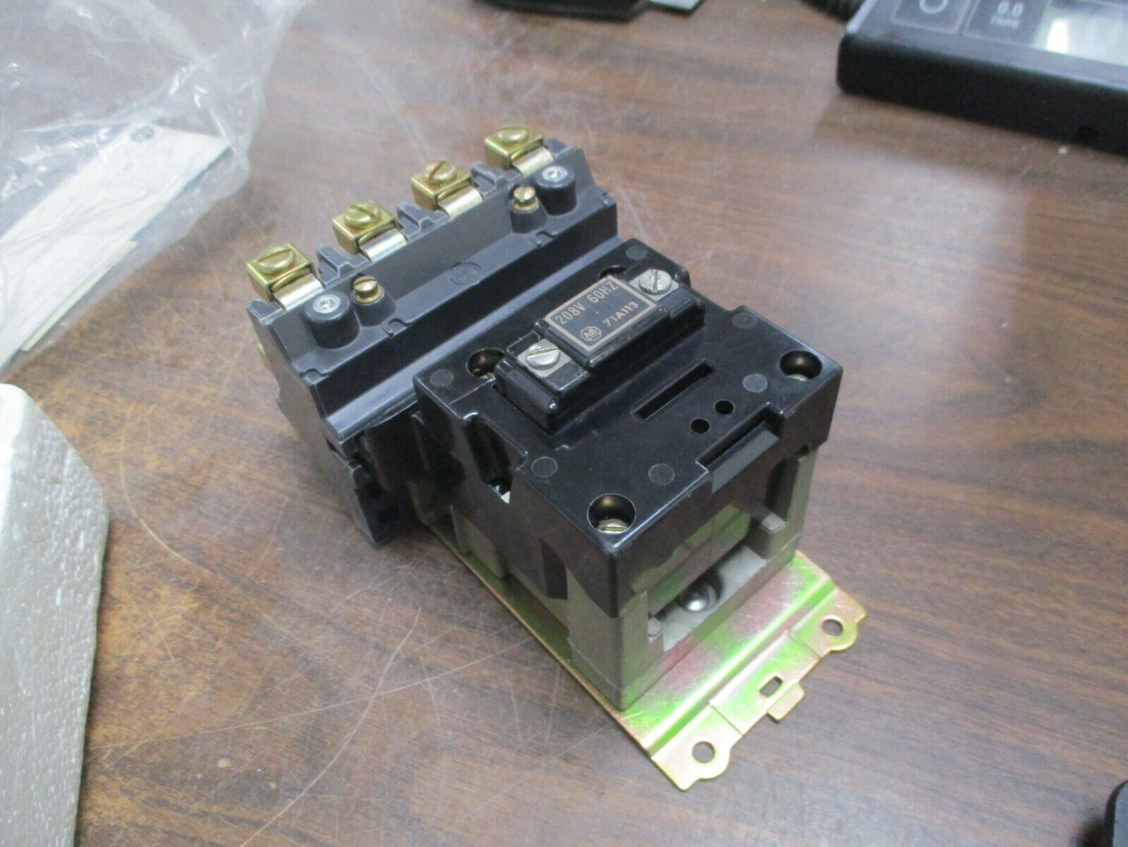 Allen-Bradley Size 1 Contactor 702-B0H93 Ser. K 208V Coil 27A 3P New Surplus