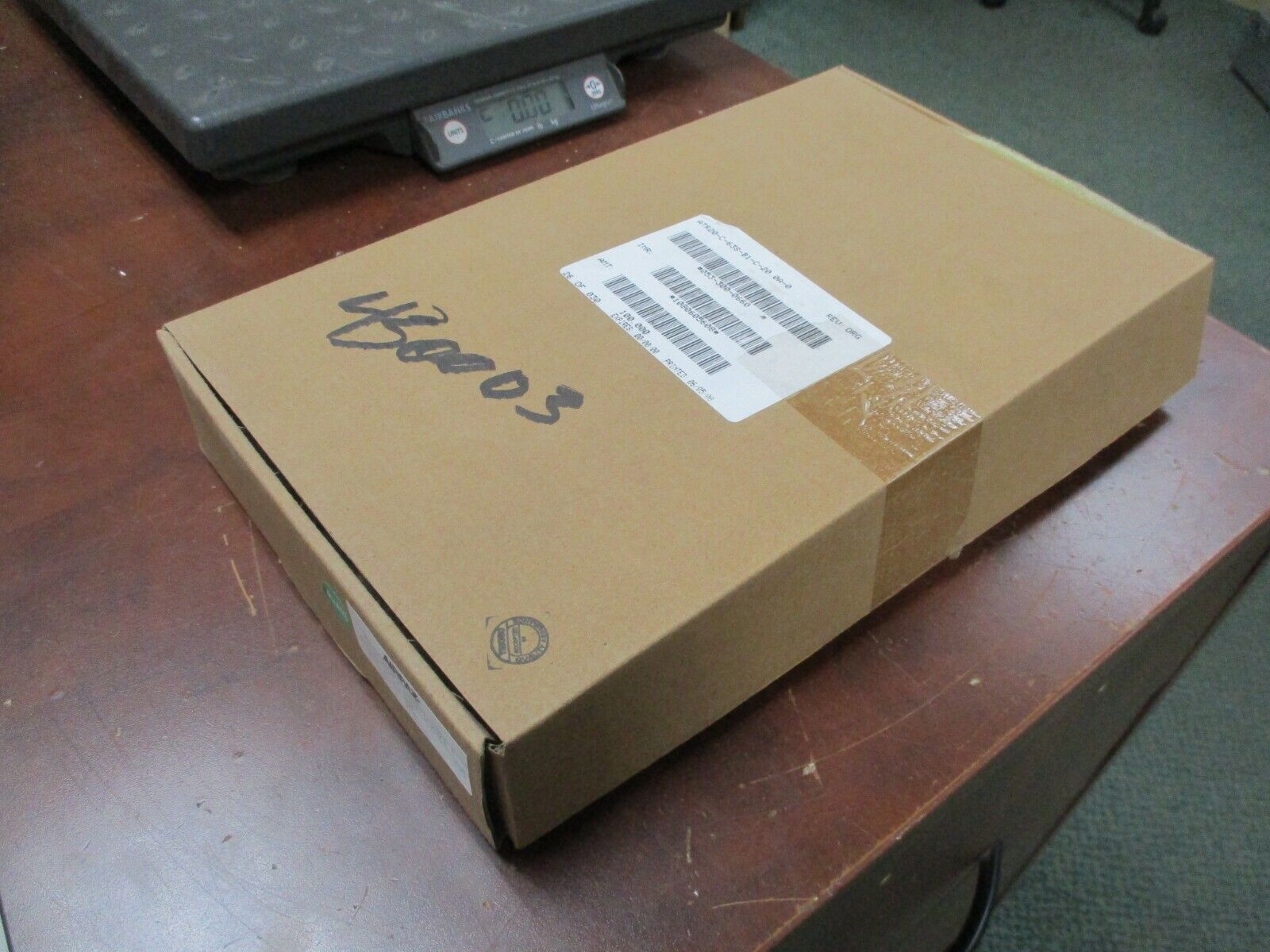 Airpax Circuit Breaker ATR20-C-63S-B1-C-20.0A-0 20A 250VAC 50VDC *Box of 100*