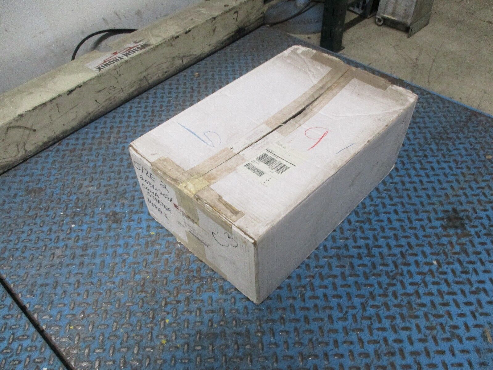 Cutler-Hammer Size 2 Combination ECN3621EJD 208V Coil Type 1 Enclosure New Surpl