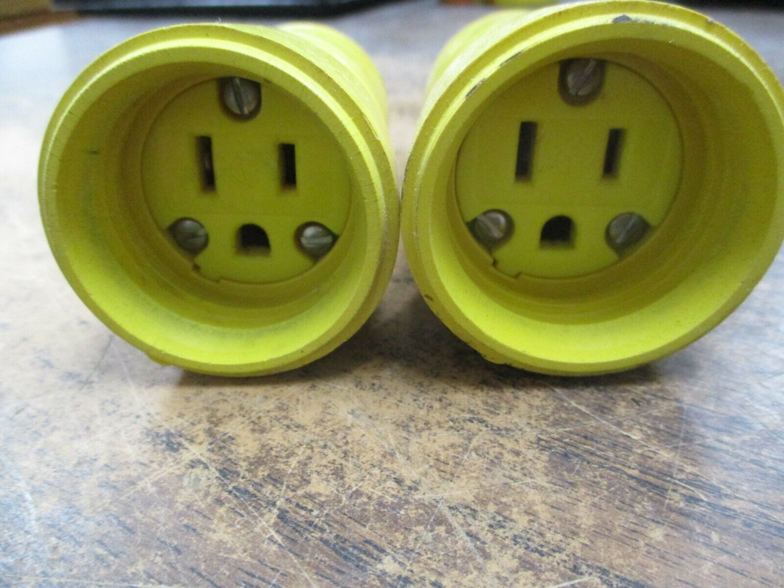 Daniel Woodhead Watertight Connector Nema 5-15 15A 125V *No Cover* *Lot of 2* Used