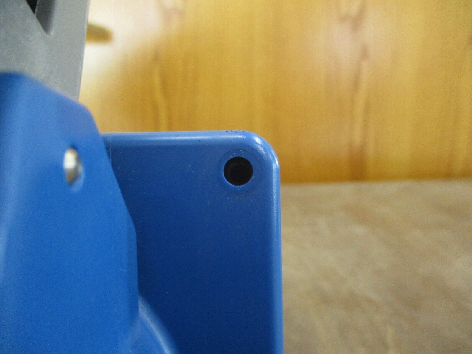 Hubbell Receptacle w/ Base 360R6W 60A 250V *Missing (2) Screws* Used