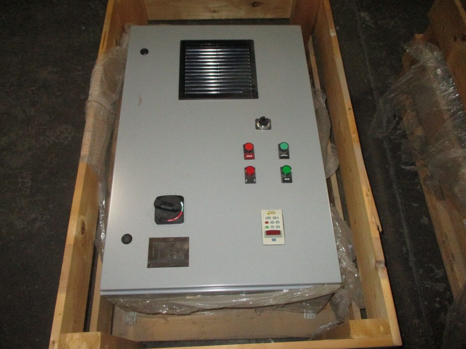 WEG AC Drive CF-CUSTOM-00161 2HP Input: 460VAC 60Hz 40A Output: 460VAC 40A 60Hz