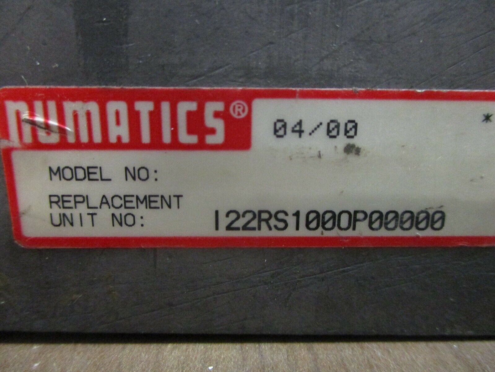 Numatics Regulator Valve I22RS100OP00000 w/ Gauge Used