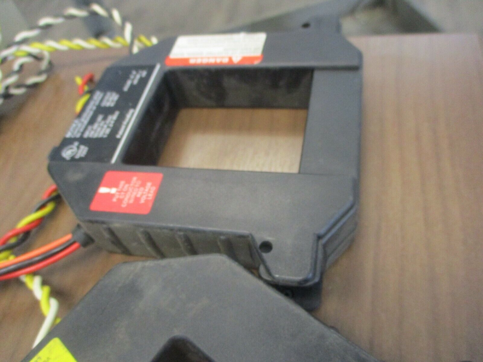 Square D PowerLogic Enercept Meter 3020 B08-3 800A Used