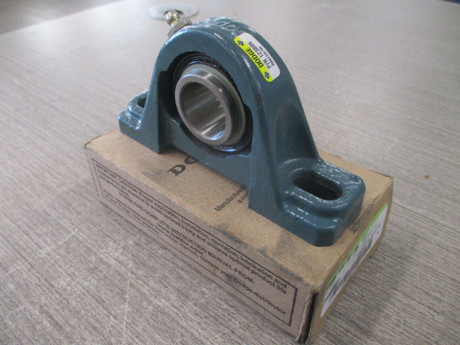 Dodge P2B-SC-100 Pillow Block Bearing 123806 New Surplus