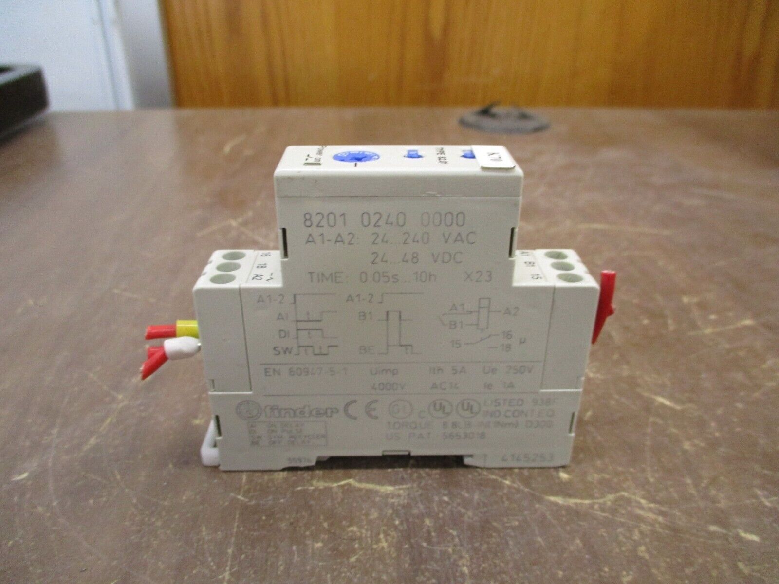 Finder Time Delay Relay 8201 0240 0000 Time: 0.05s-10h *Broken DIN Rail Mount*