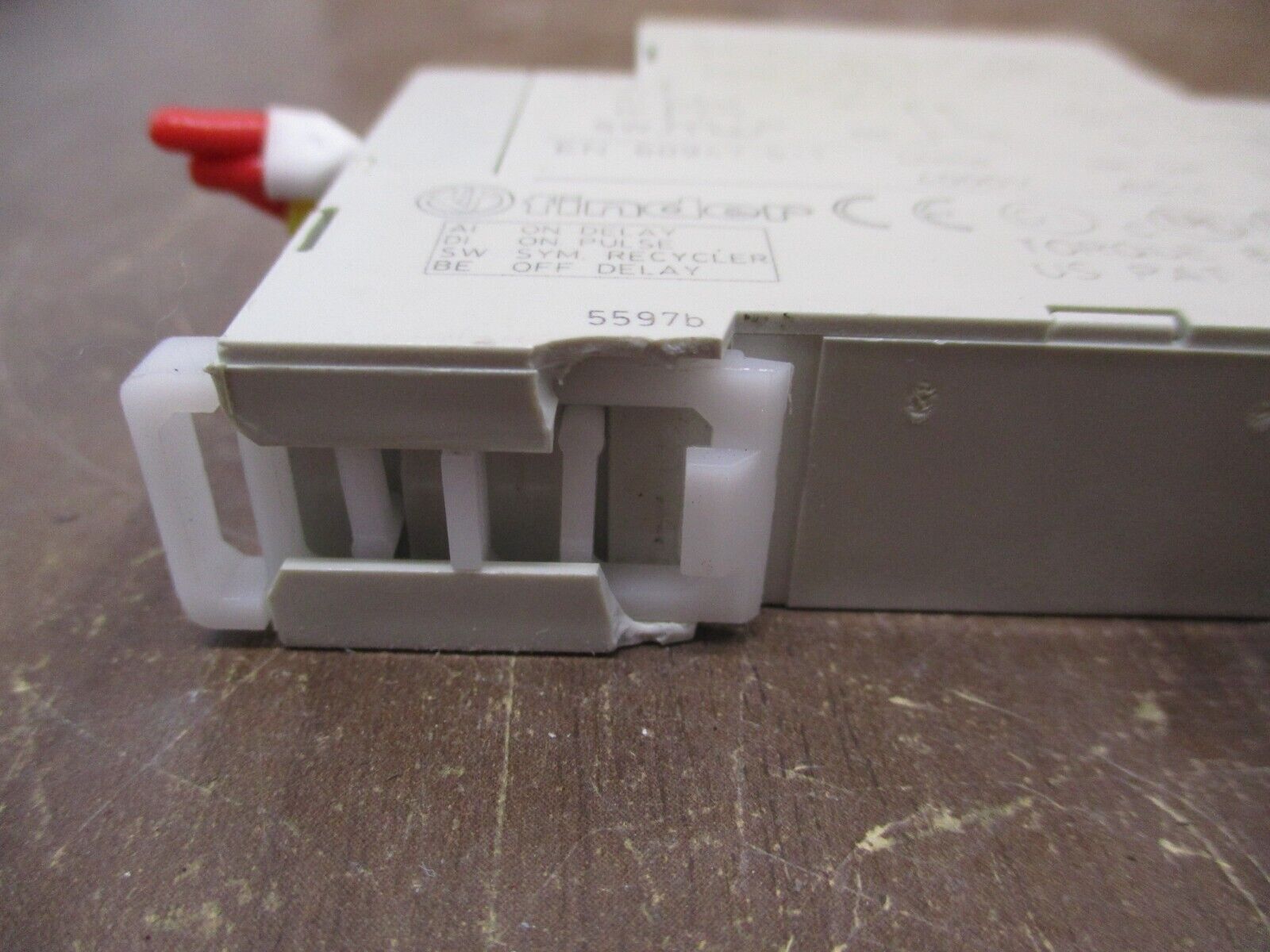 Finder Time Delay Relay 8201 0240 0000 Time: 0.05s-10h *Broken DIN Rail Mount*