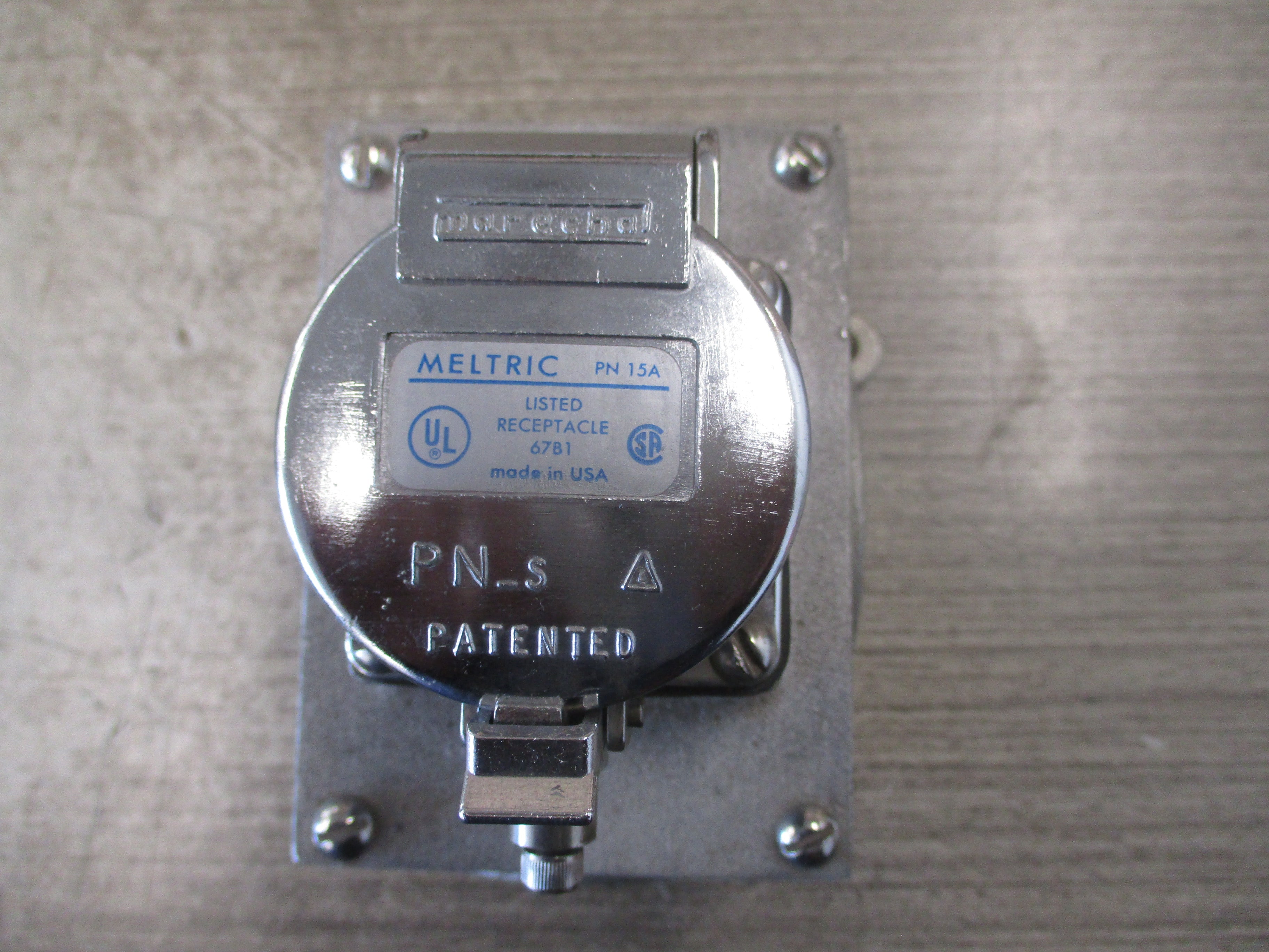 Meltric Receptacle w/Base 09-20164-S 15A 600V Used