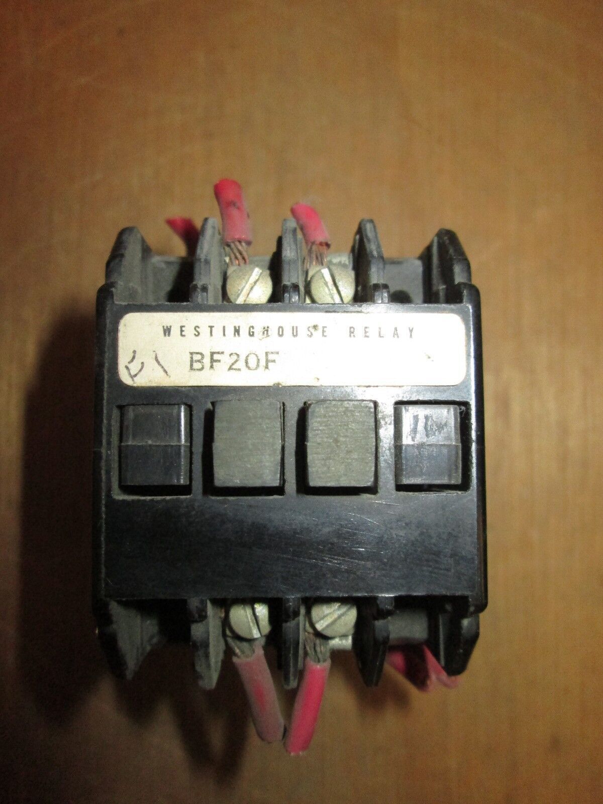 Westinghouse Control Relay BF20F 10A 300VAC 120V coil Used