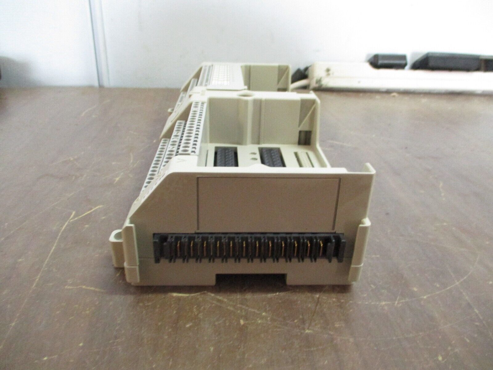 Emerson Ovation Process Control Base 1B30035H01 Rev. 04 Used