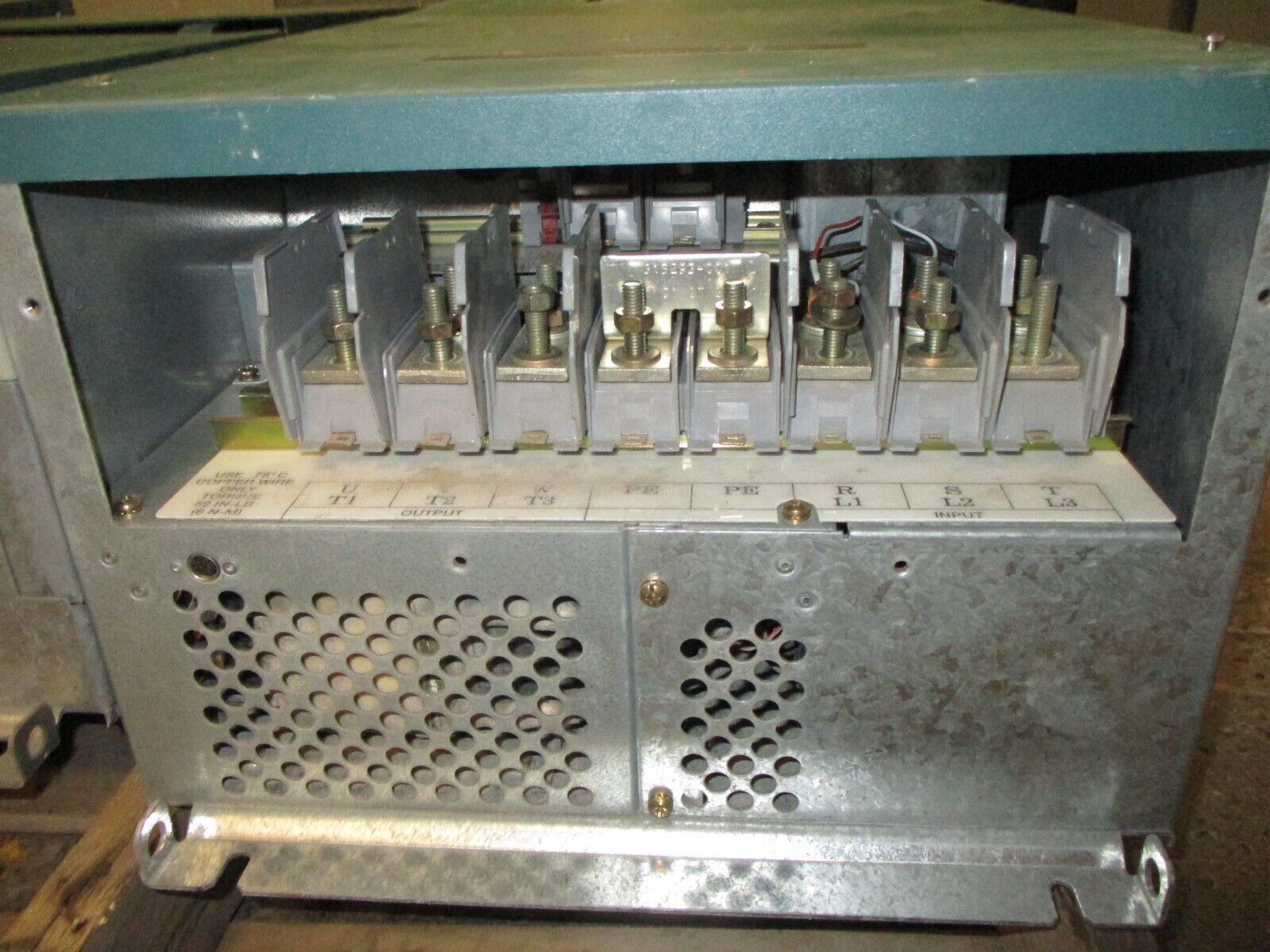 Allen-Bradley VTAC 9 / PowerFlex 700 AC Drive 20BD156A0ANNANA0 125HP 3Ph Used