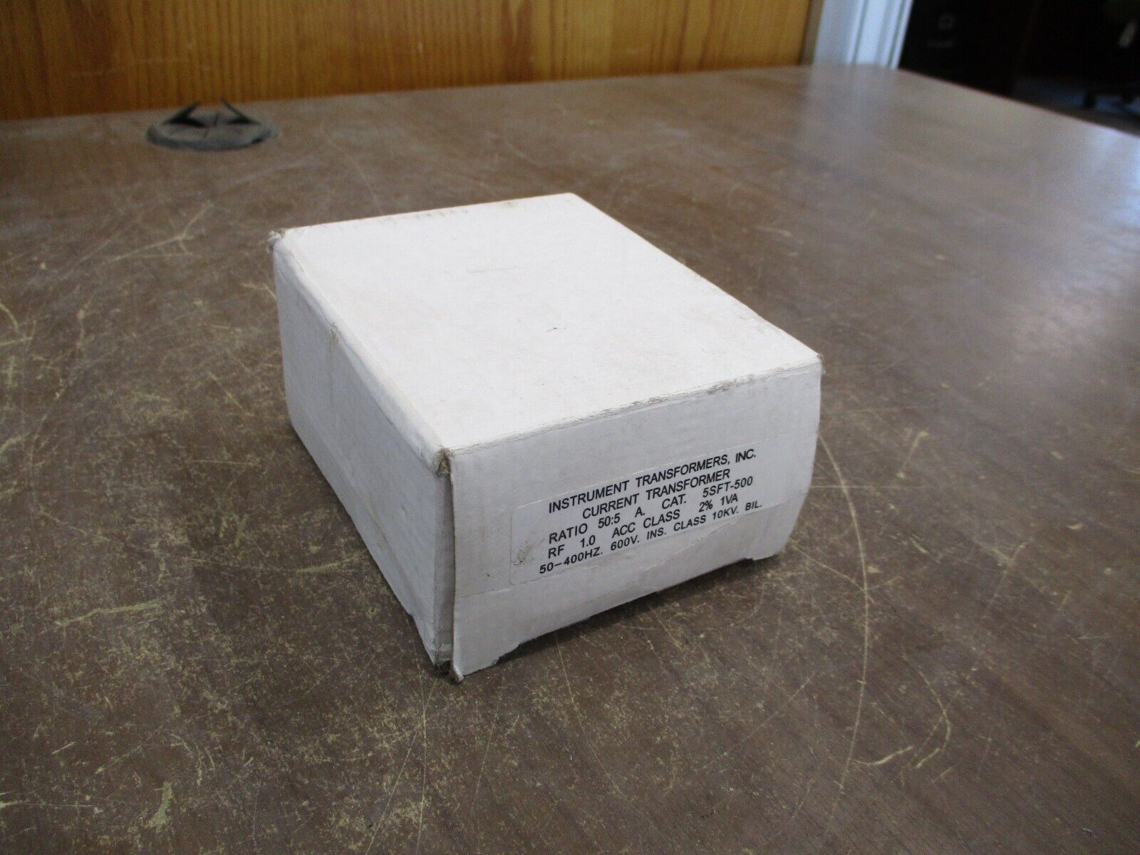 Instrument Transformers Current Transformer 5SFT-500 Ratio 50:5A 600V 50-400Hz