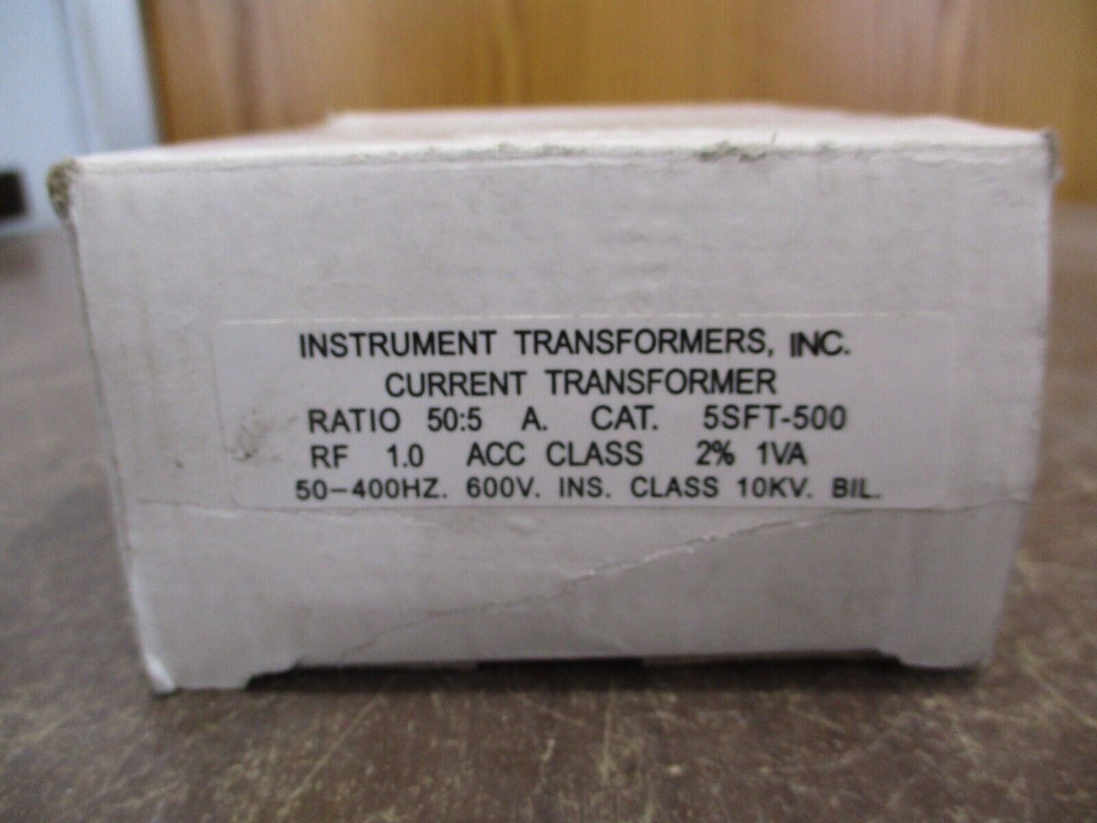 Instrument Transformers Current Transformer 5SFT-500 Ratio 50:5A 600V 50-400Hz