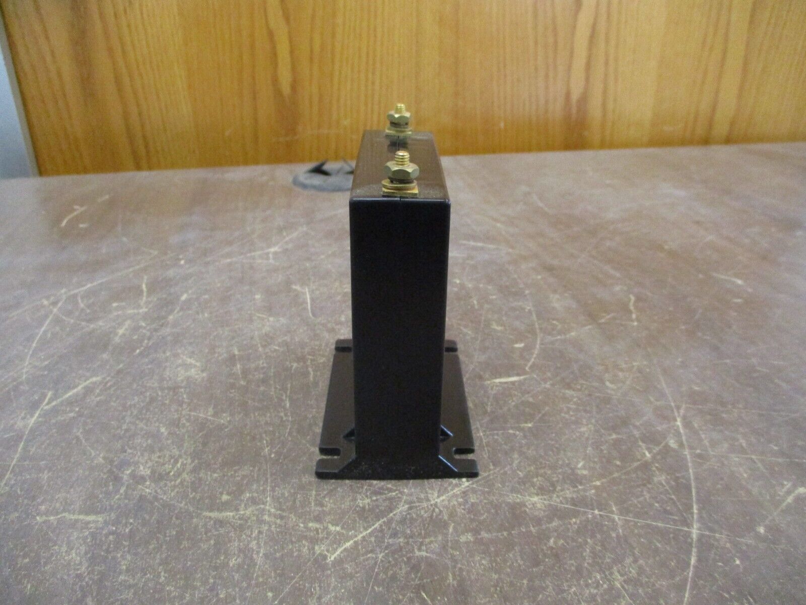 Instrument Transformers Current Transformer 5SFT-500 Ratio 50:5A 600V 50-400Hz