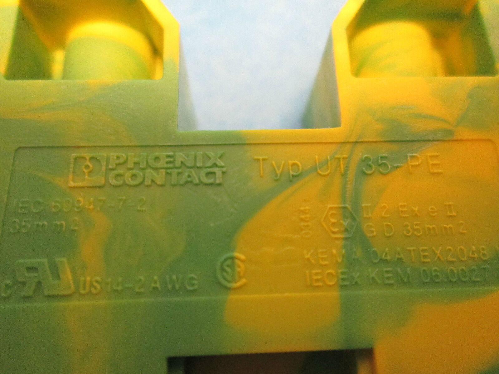 Phoenix Contact Terminal Block UT 35-PE, Lot of 42! New Surplus!!!