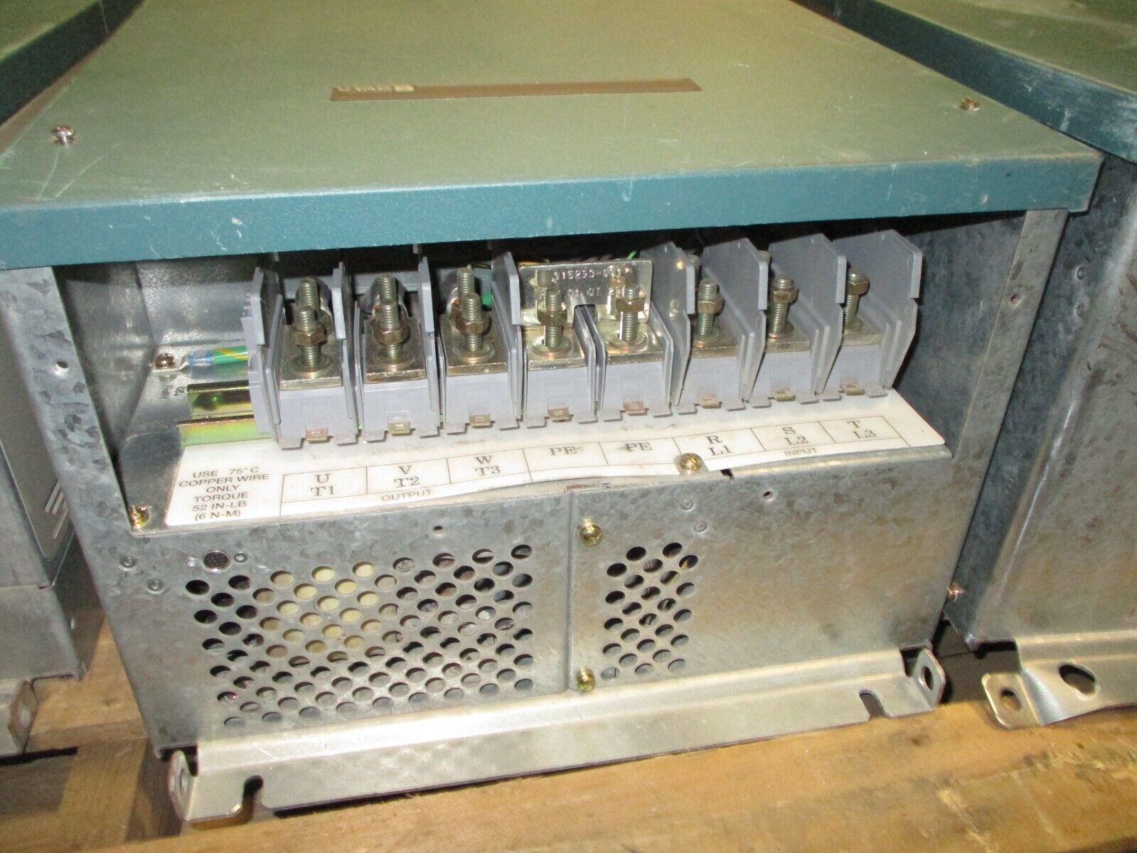 Allen-Bradley VTAC 9 / PowerFlex 700 AC Drive 20BD156A0ANNANA0 125HP 3Ph Used