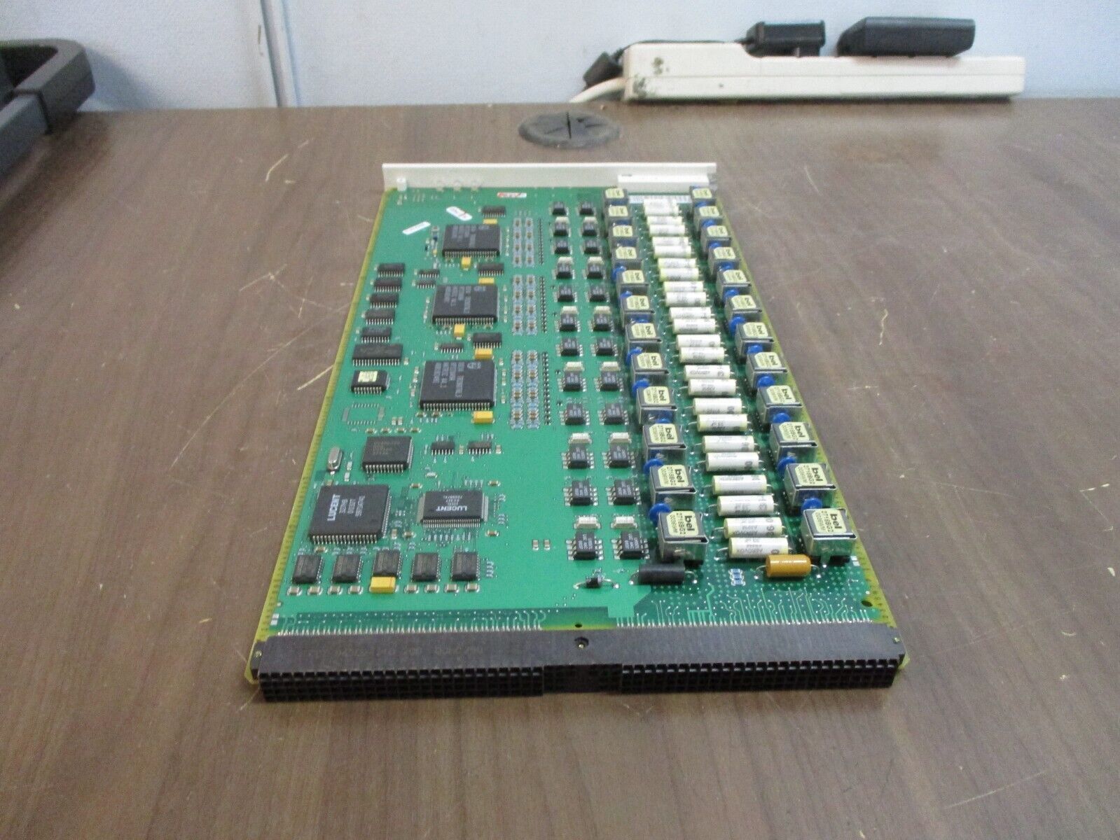 Lucent 2W Digital Line Card TN2224B V12 Used